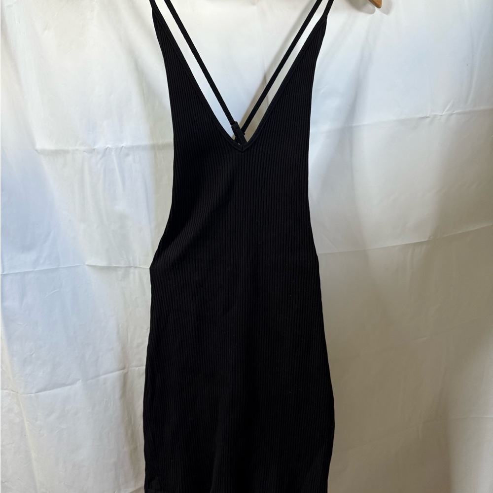 Elegant Black Backless Dress